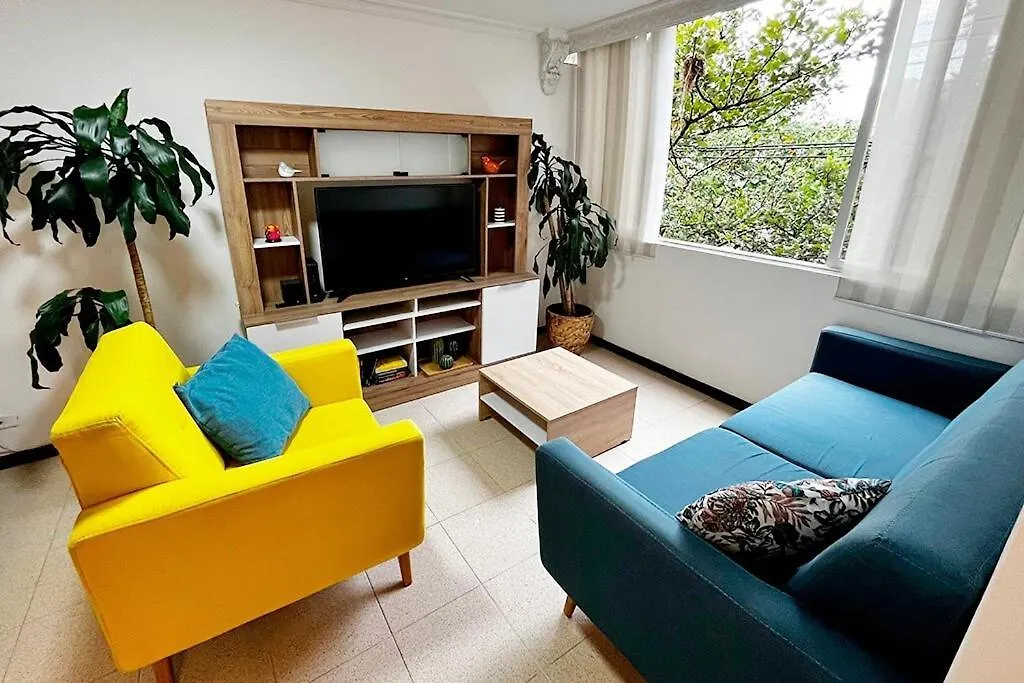 Primavera En Casa, Manila ميديلين كولومبيا